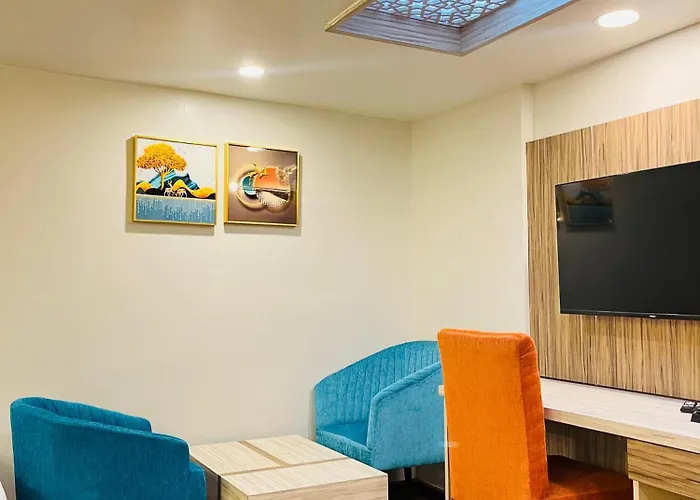 Hotel Broadway Boutique Mall Road Darjeeling - A Luxury Collection - Best Seller