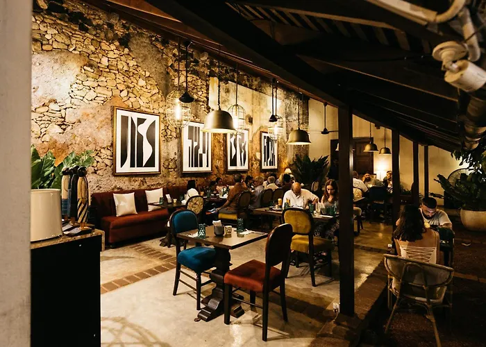The Bungalow Galle Fort - Hotel - Restaurant - Cocktail Bar