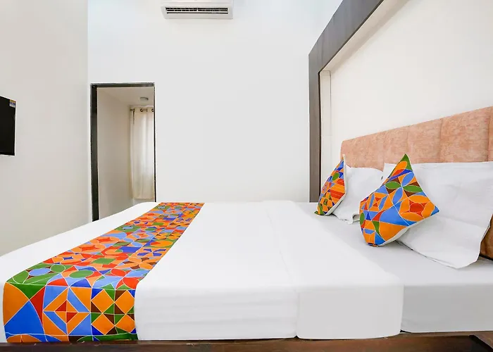 Fabhotel Saroj Inn - Mumbai Naka