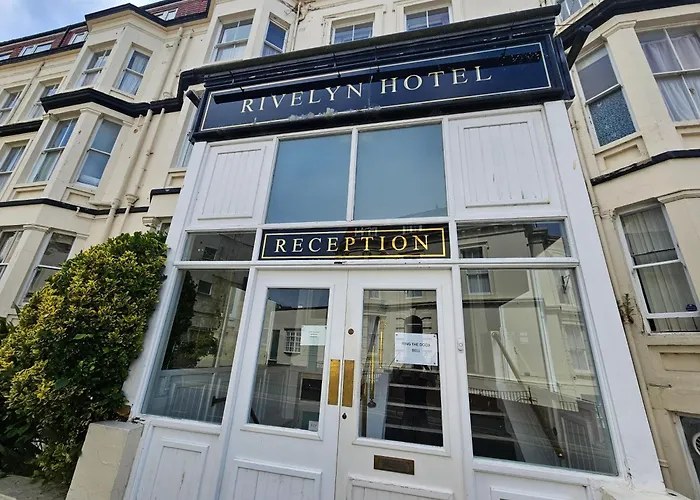 Rivelyn Hotel Bar & Restaurant