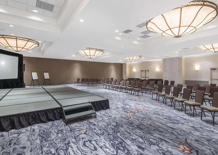 Sonesta Charlotte Lower South End