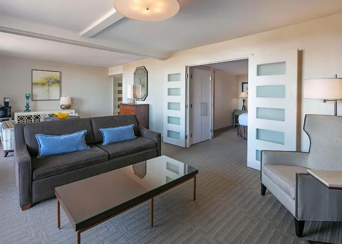 Sonesta Charlotte Lower South End
