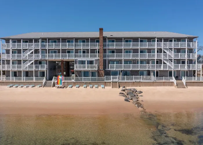Surfside Hotel And Suites