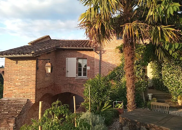 Comfort And Fab Views Albi