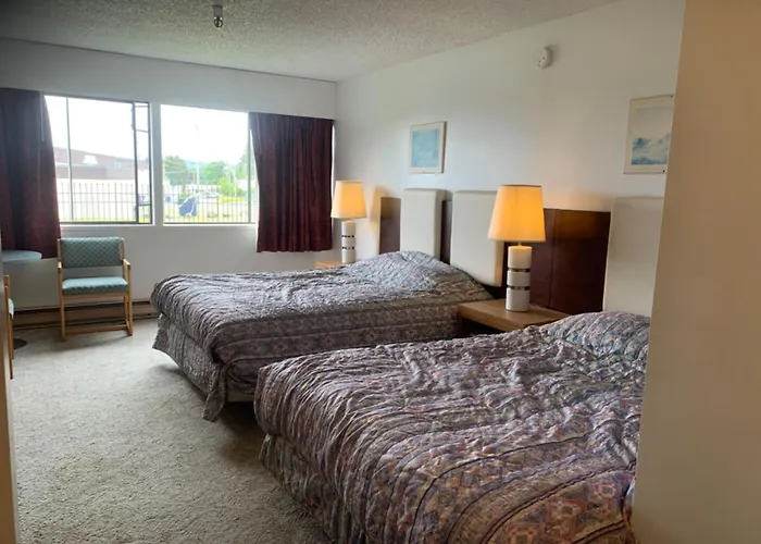 Providence Place Inn