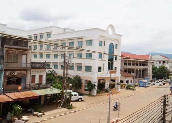 Lankham Hotel