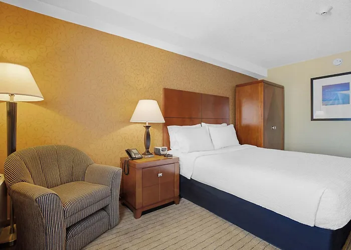 Sandman Hotel & Suites London Downtown