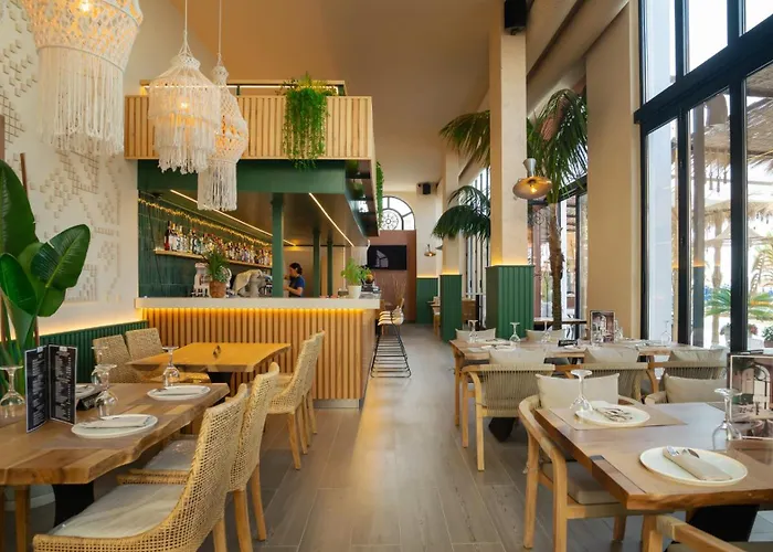 Hotel Saly