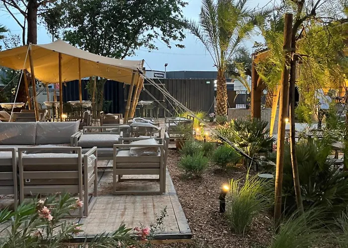 Hotel Le Relais Des Brasseurs - Aubagne