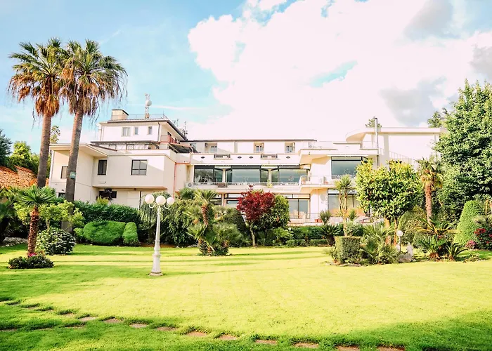 Hotel Ristorante Guardanapoli