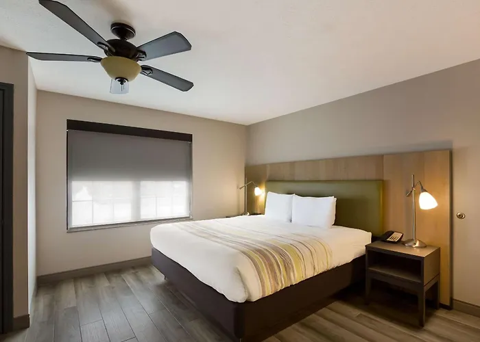 Country Inn & Suites By Radisson, Marion, Il