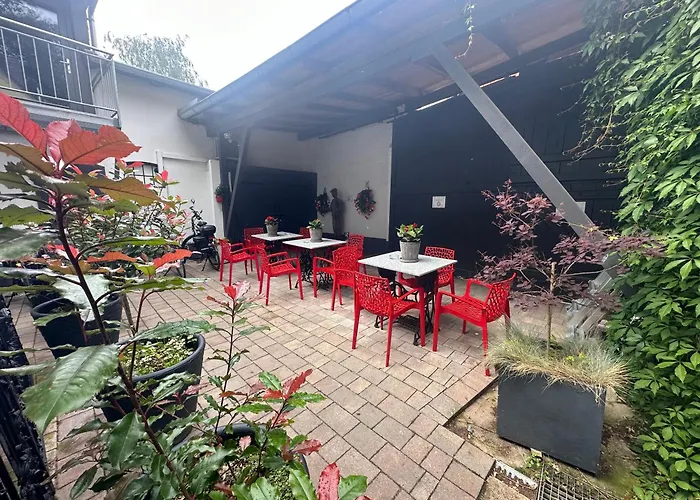 Nella Parkhotel