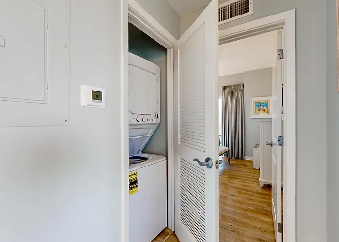 Luau Condos IV Destin