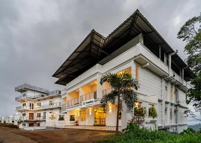Treebo Windsong Resort Munnar, Tea Plantation View
