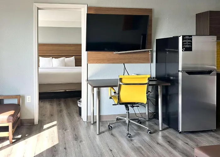 Mainstay Suites Conover-Hickory