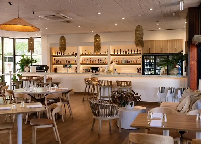 Contour Hotel Katherine