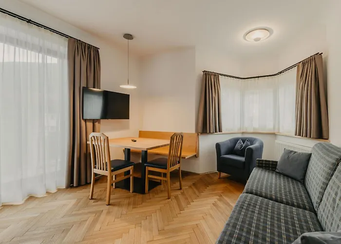 Hotel Garni Planaces
