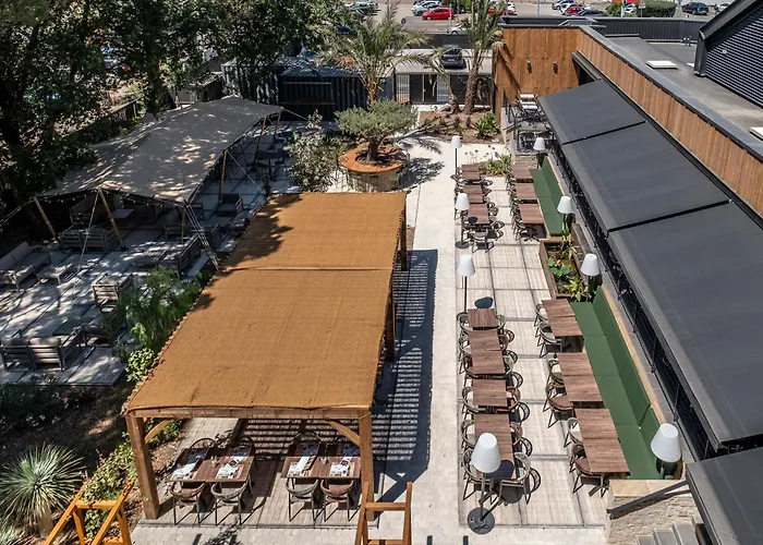 Hotel The Originals Relais d’Aubagne 