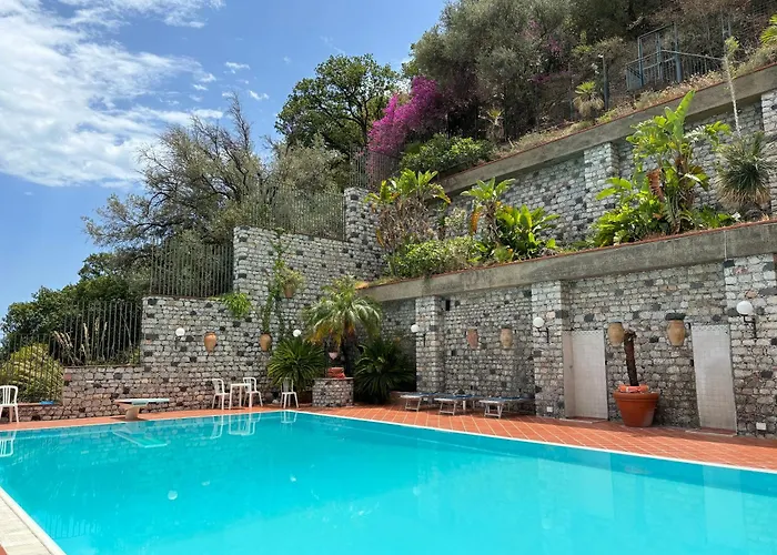 Bay Palace Mazzaro Taormina