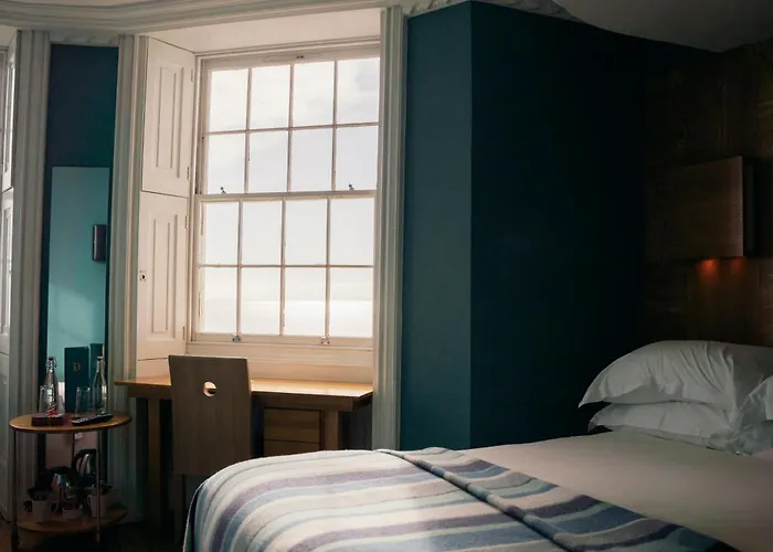 Drakes Hotel