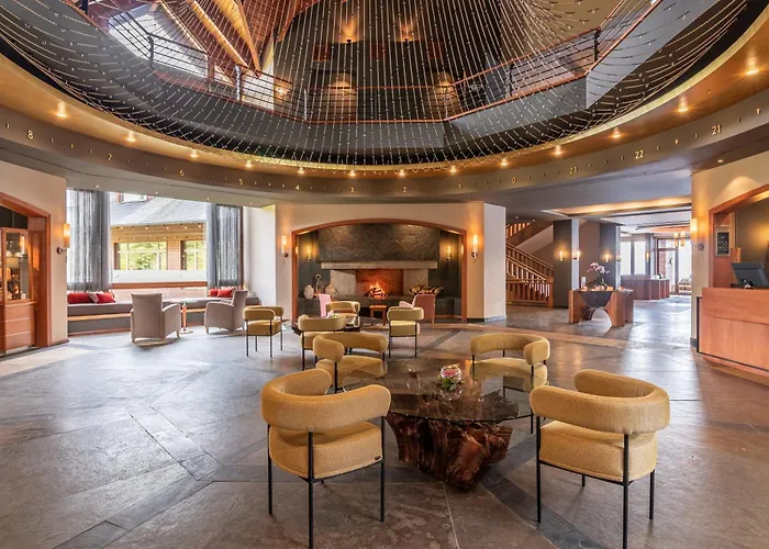 Park Lake Luxury Hotel