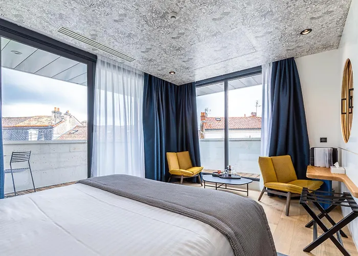 Hotel Le Saint Gelais