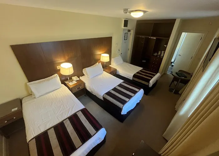 Cryans Hotel