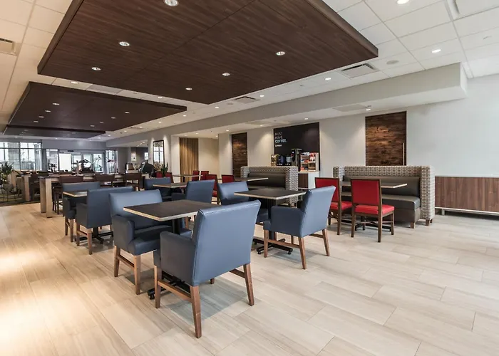 Holiday Inn Express & Suites Welland By Ihg