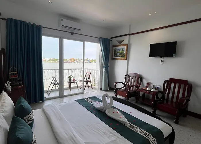 Chuong Duong Hotel