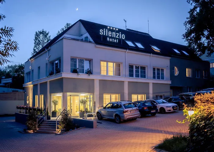 Hotel Silenzio