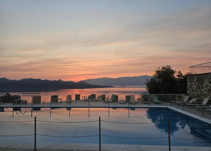 Sunrise Hotel Nikiana Lefkada