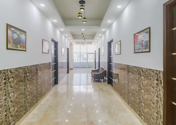 Hotel O Red Crown