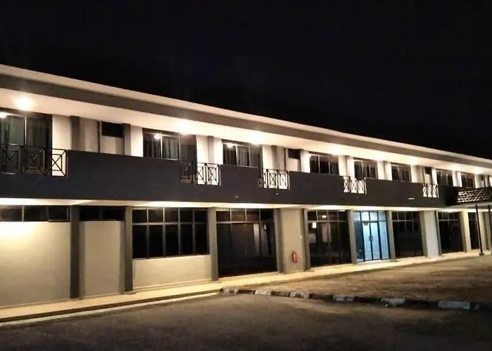 Dlayaran Hotel & Cafe