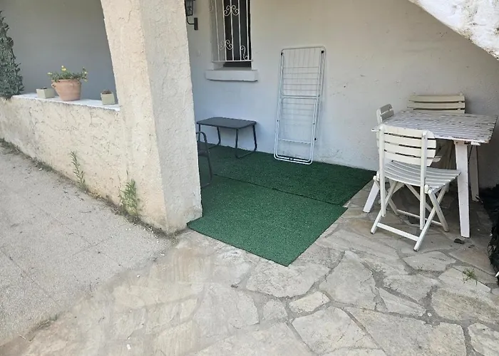 Hotel La Picarde T3 De 50M2 à La Seyne-sur-Mer