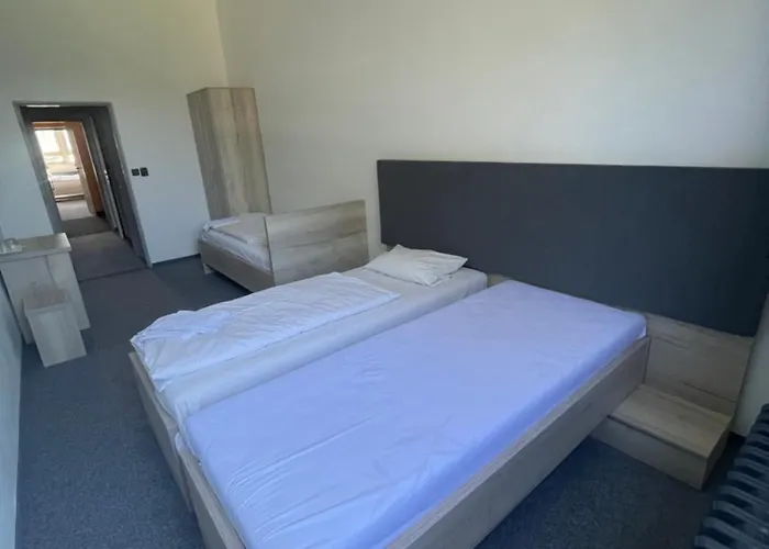 Hotel Stadion Hradec Kralove