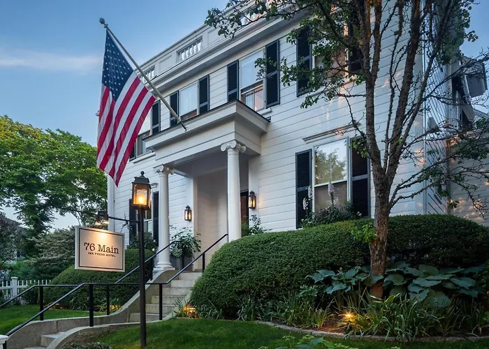 76 Main Ink Press Hotel Nantucket