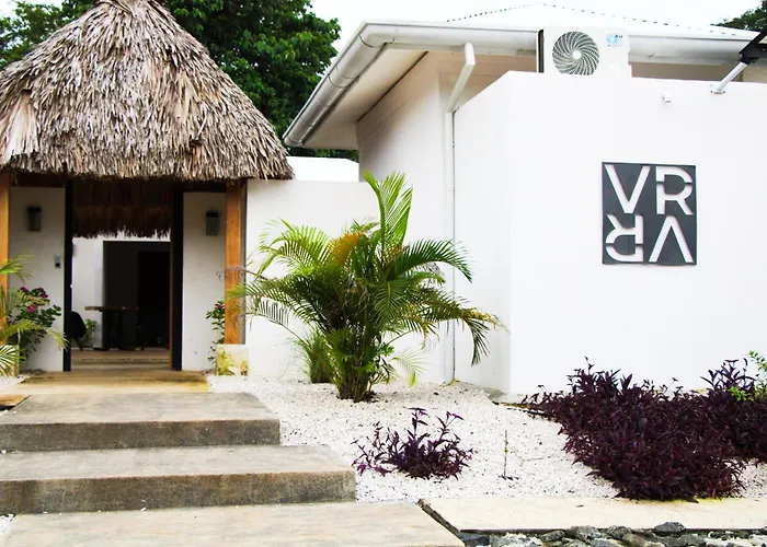 Villas Vr Beachwalk Avellanas