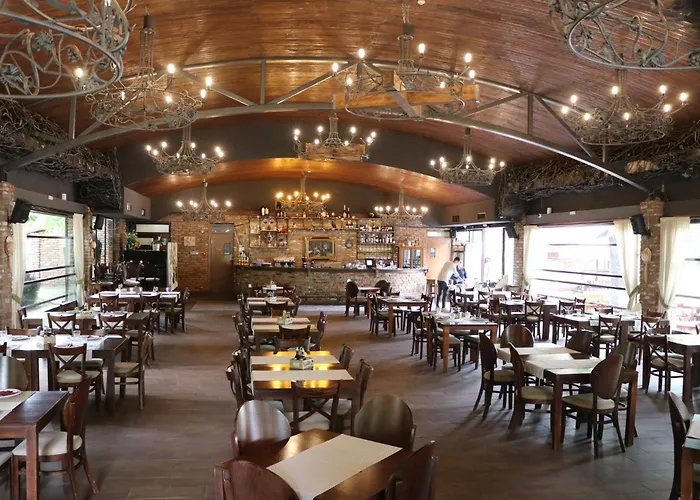 Queen Maria Estate Apartments Winery Restaurant