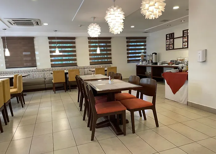 Hotel Gardenia Inn