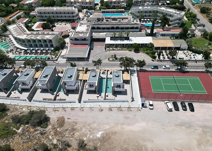 Delfinia Resort