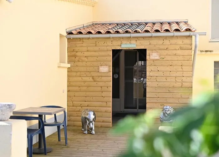 Logis Hotel & Restaurant Le Carnot
