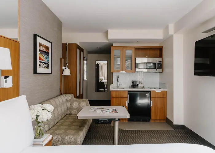 Club Quarters Hotel Grand Central, New York