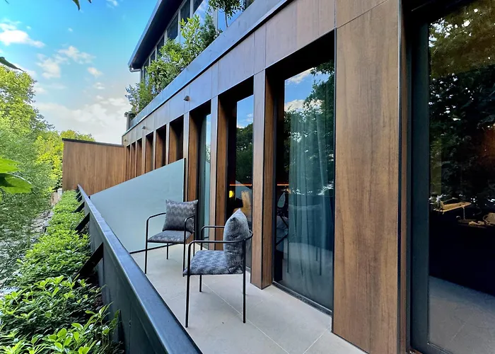 Design Hotel & Private Spa - Tbilisi Edition