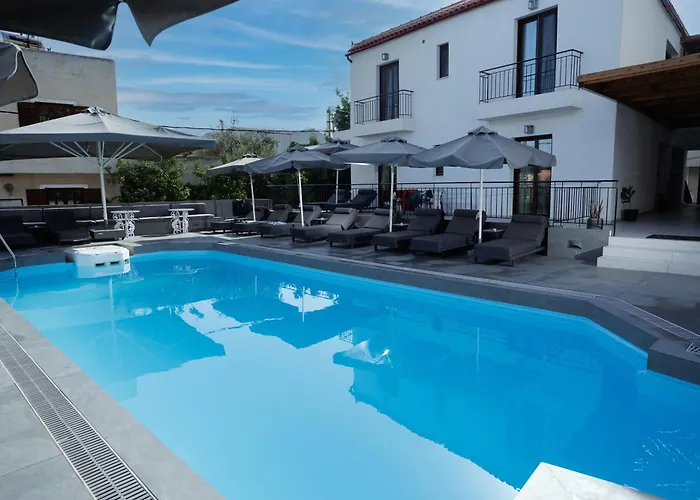Yianna Hotel
