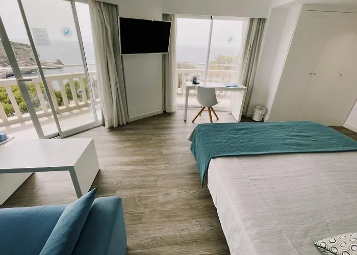 Hotel Pinos Playa