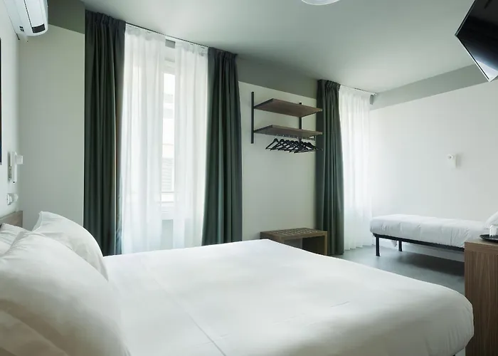 Hotel Homa 22 Marzo