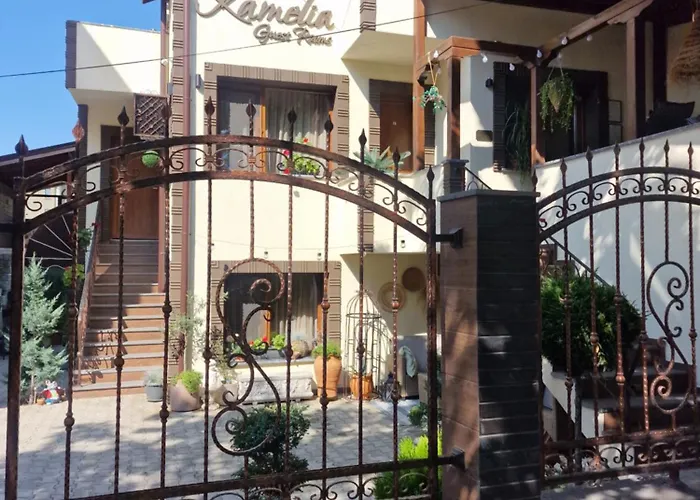 Kamelia Guest Rooms