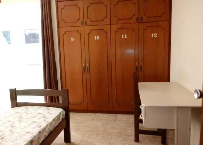 Hotel Veritas
