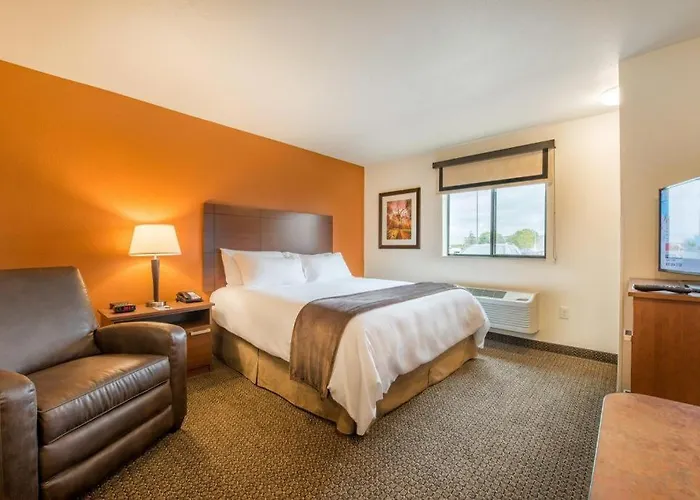 My Place Hotel Davenport