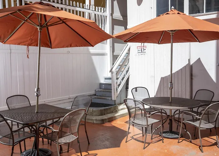 Hayes Valley Inn